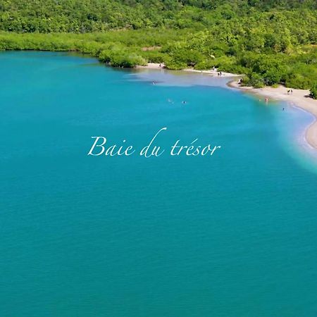 Les Bungalows De La Plage La Trinité Exteriör bild