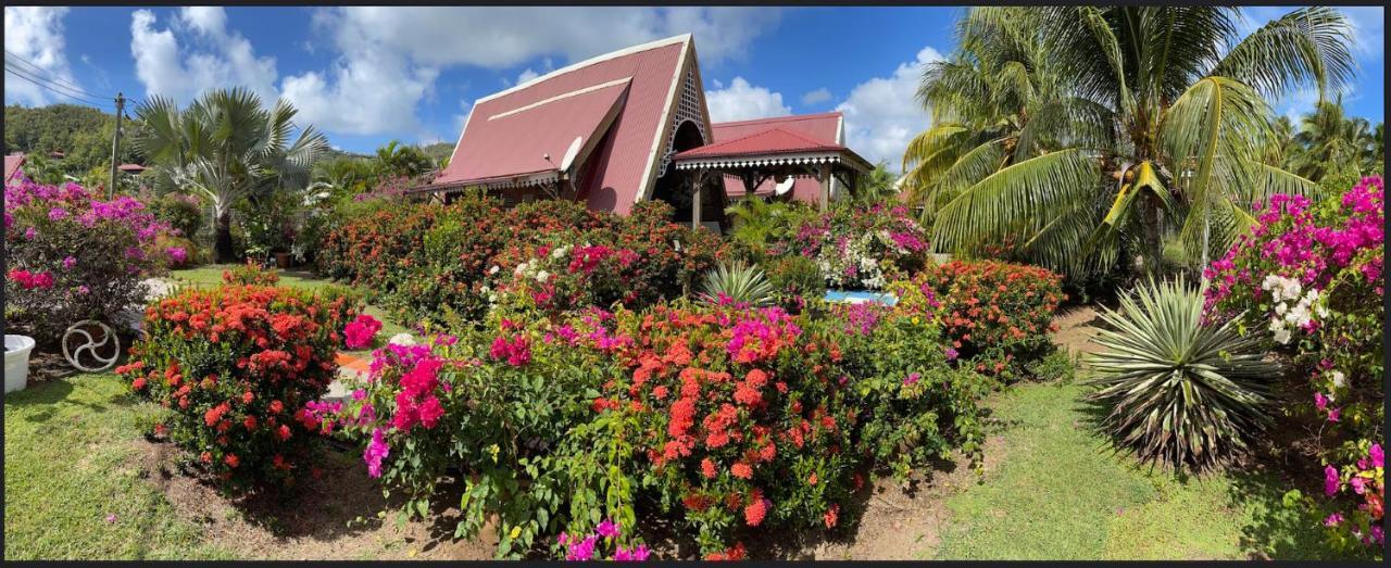 Les Bungalows De La Plage La Trinité Exteriör bild