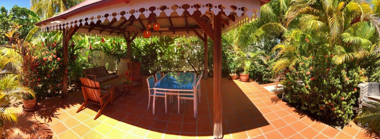 Les Bungalows De La Plage La Trinité Exteriör bild